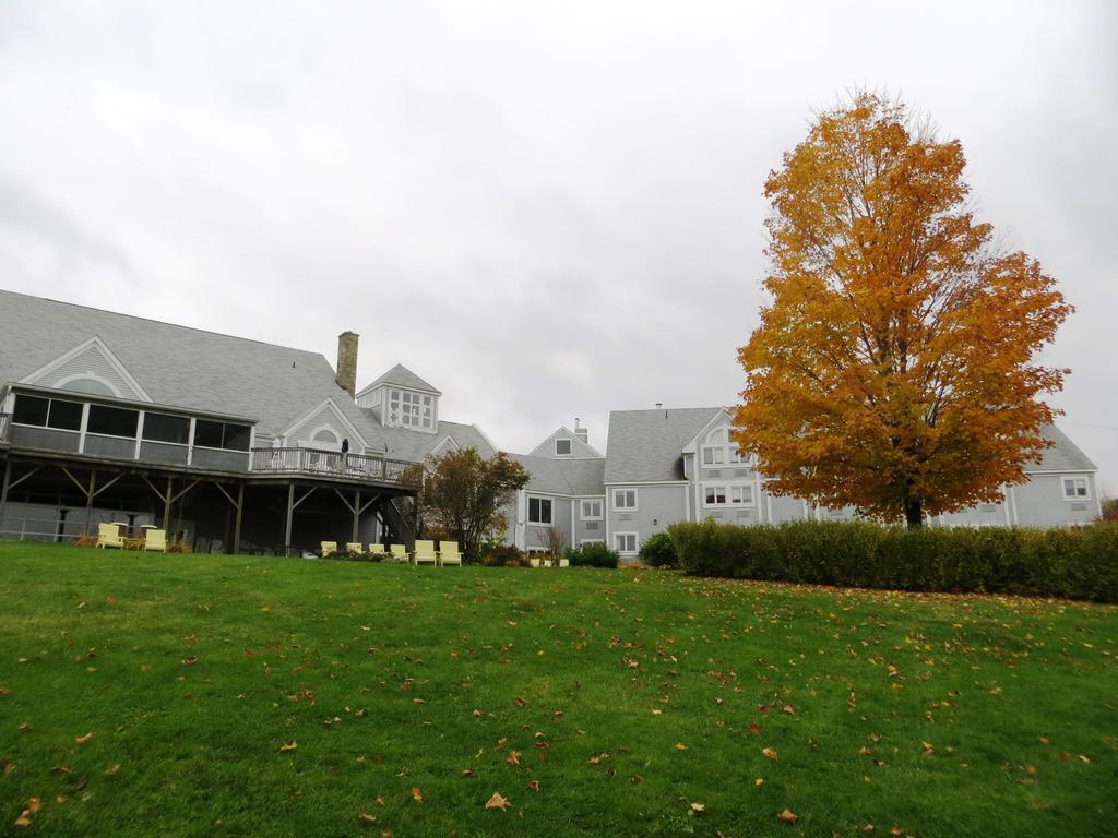 Riverside Resort And Conference Centre French Village Exterior foto